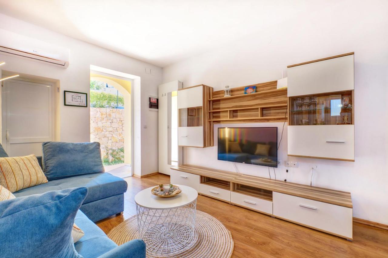 Sven Apartment เวลิโลชิน ภายนอก รูปภาพ