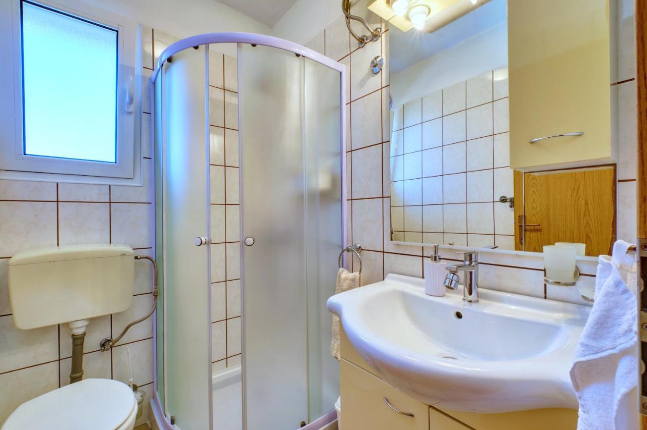 Sven Apartment เวลิโลชิน ภายนอก รูปภาพ